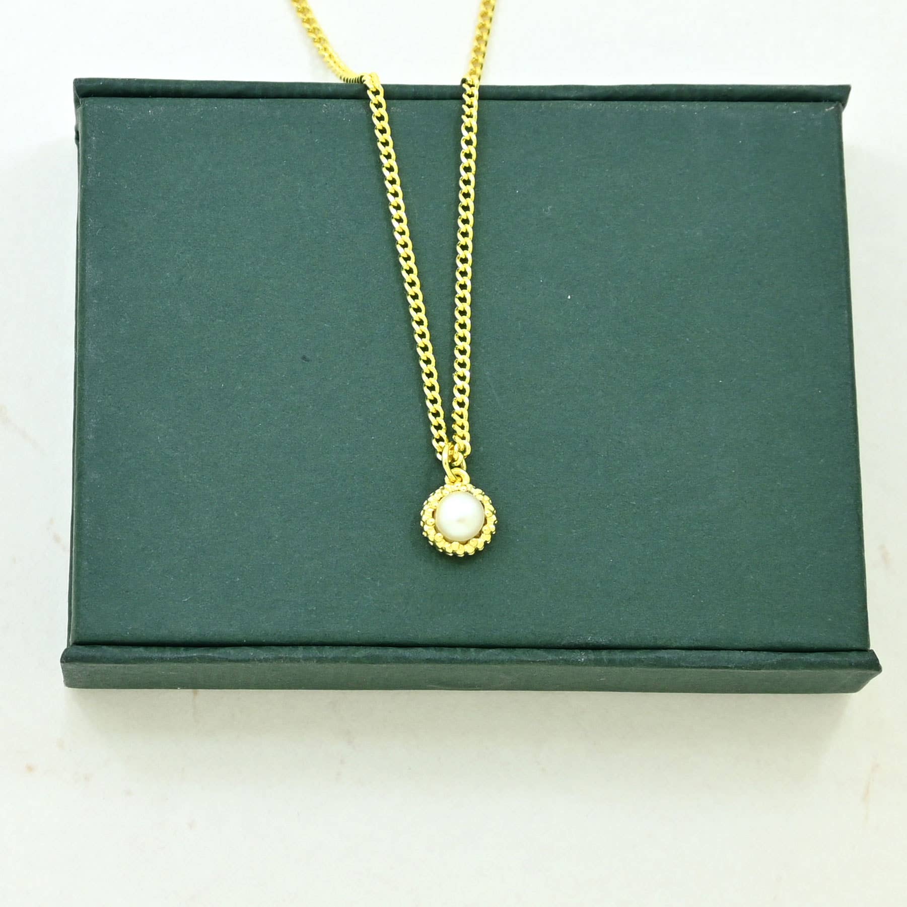 Dove Necklace Gold Plated - Pearl