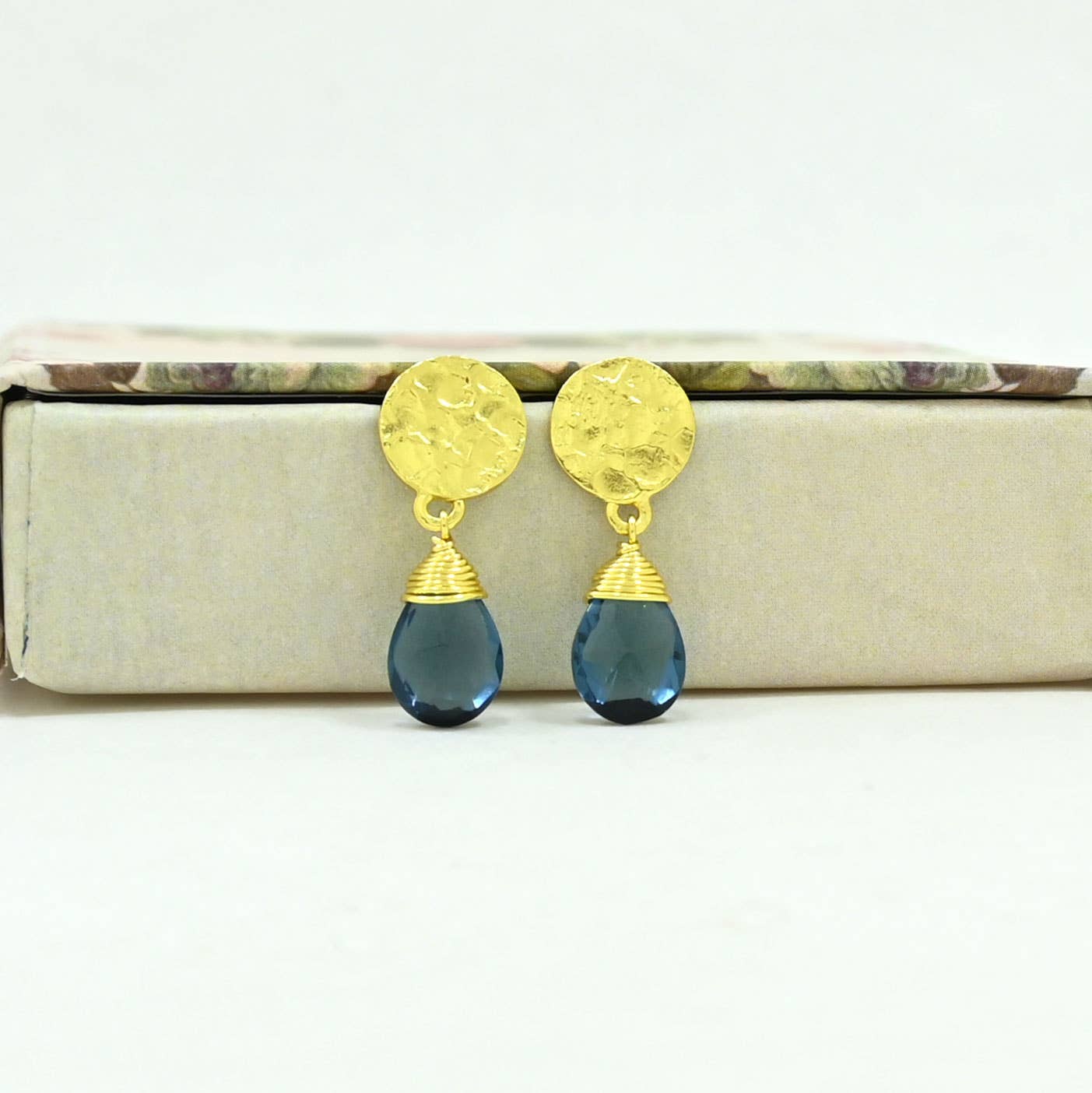 Abigail Earring Gold Plated - Blue Iolite