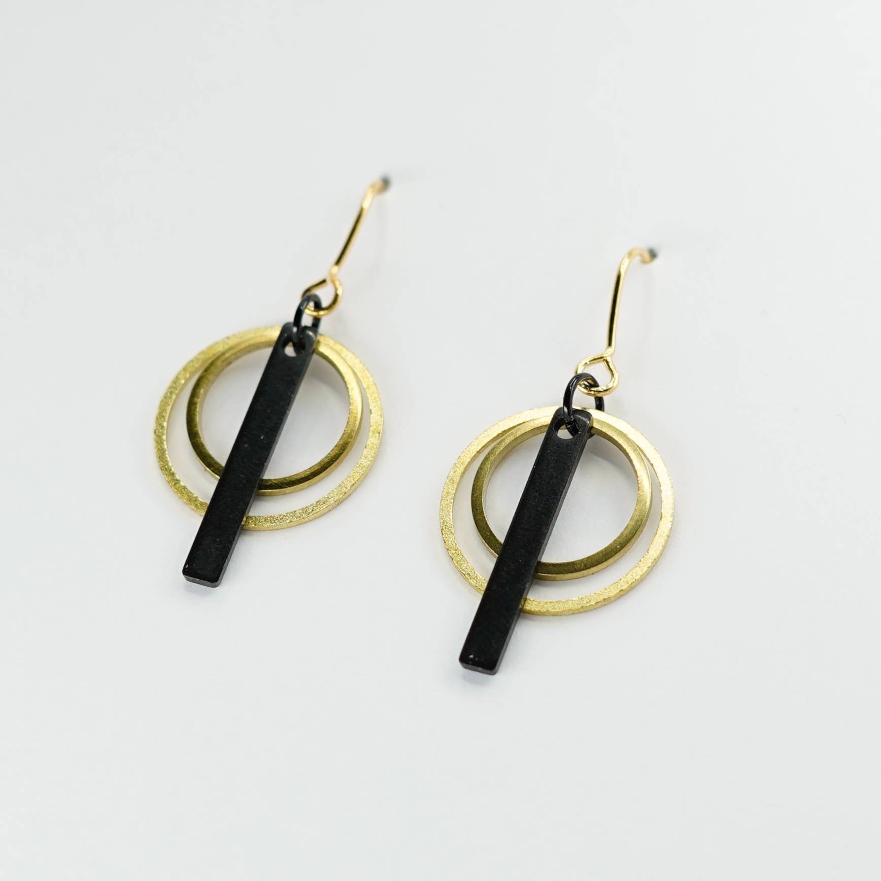 Double Circle Earrings - Black & Brass