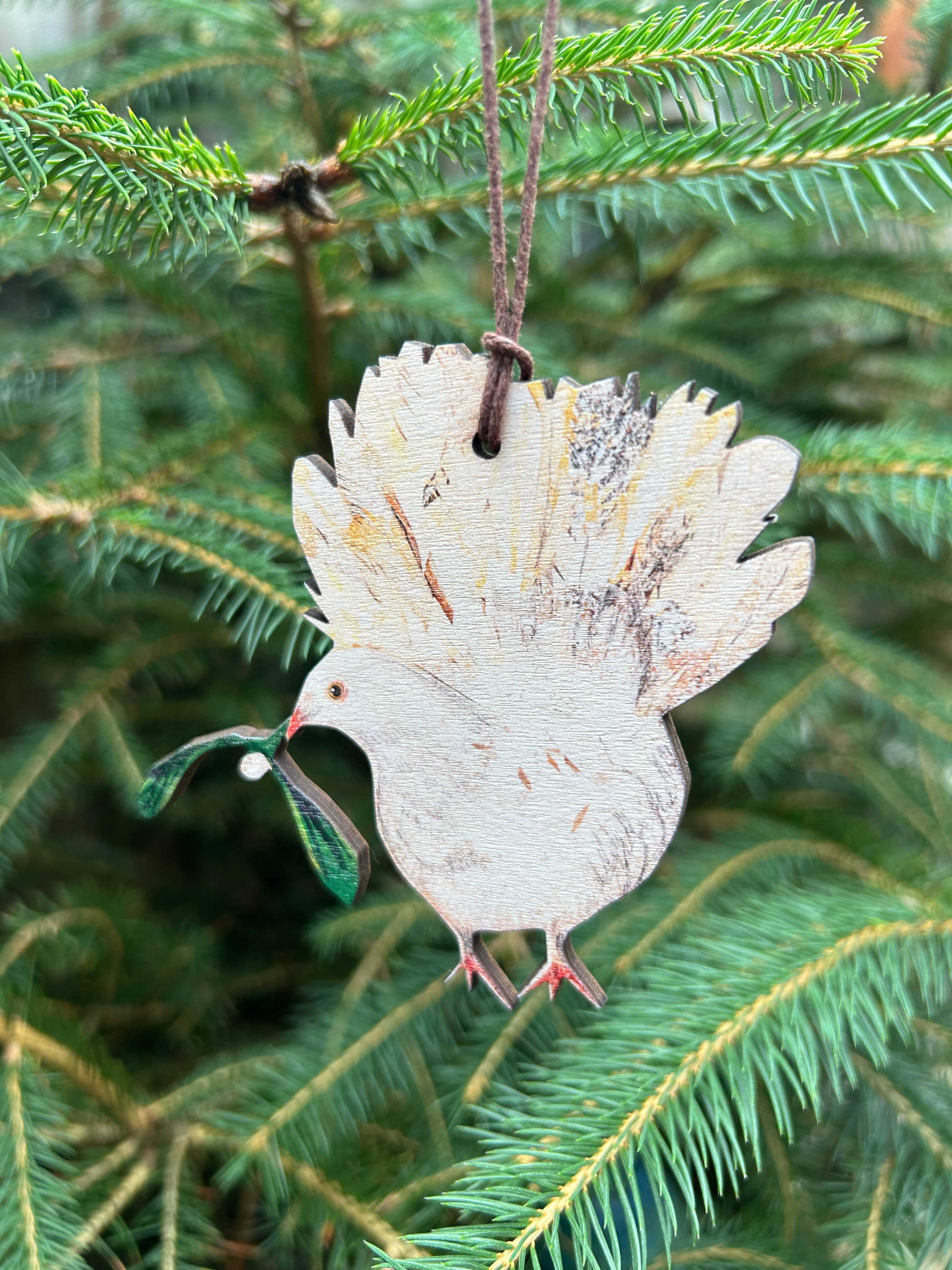 Fantail Dove Birch Plywood Decoration