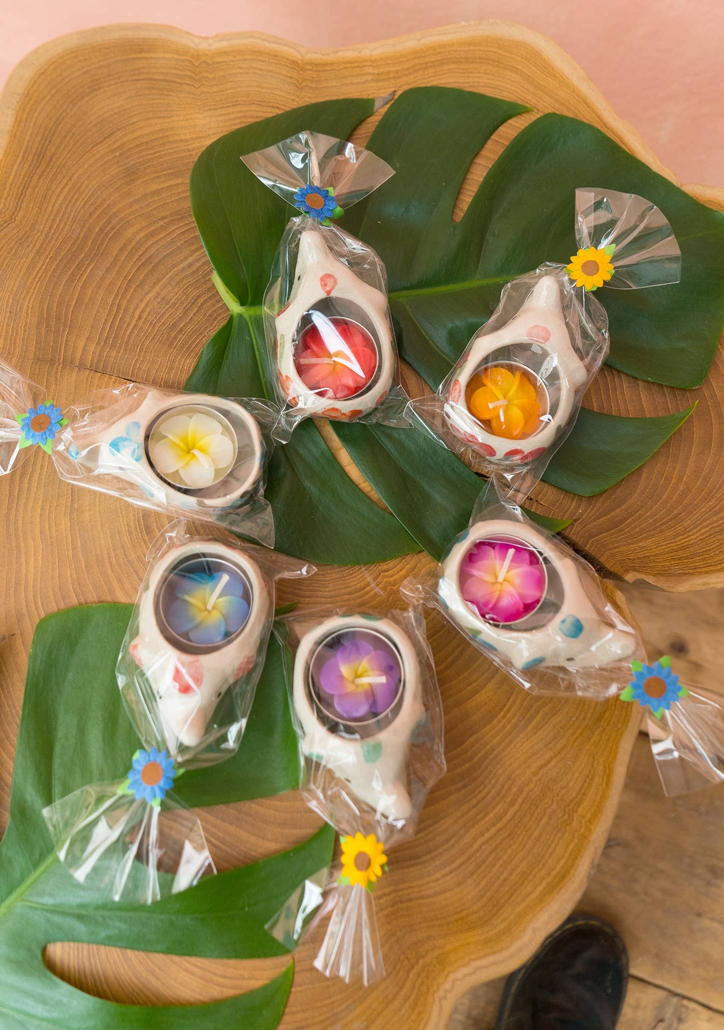 Ceramic Elephant With Flower Tealight