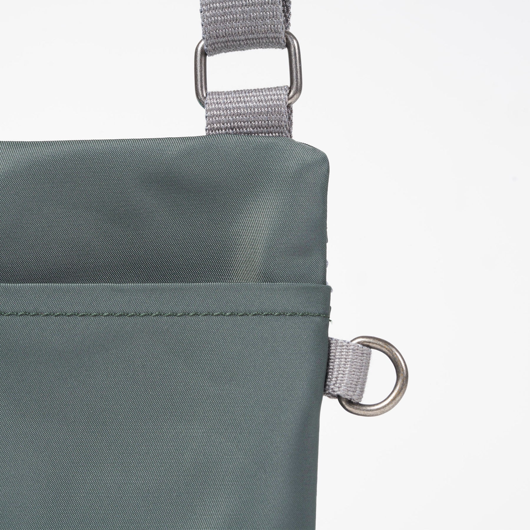Thyme Chelsea Travel Pocket