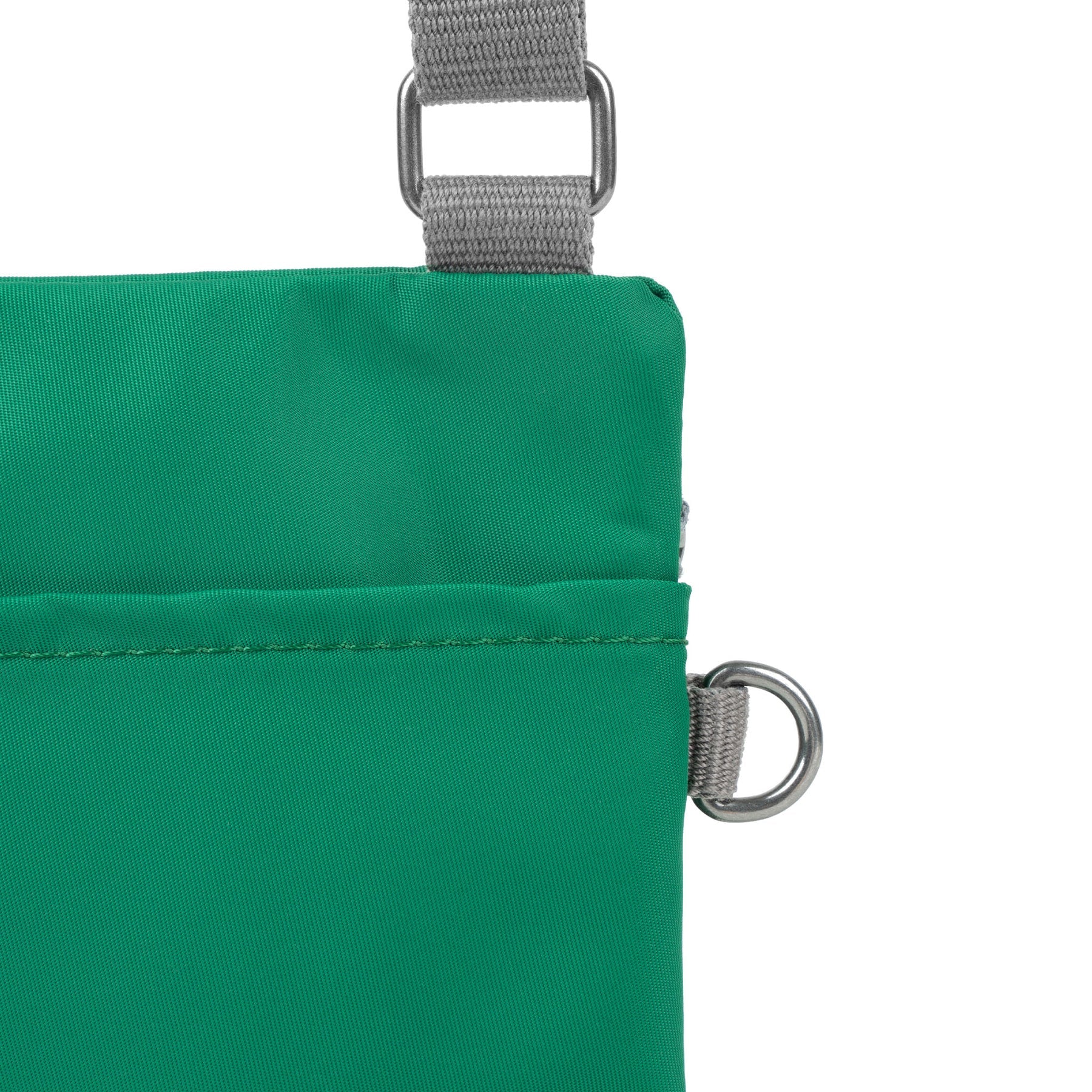 Emerald Chelsea Travel Pocket