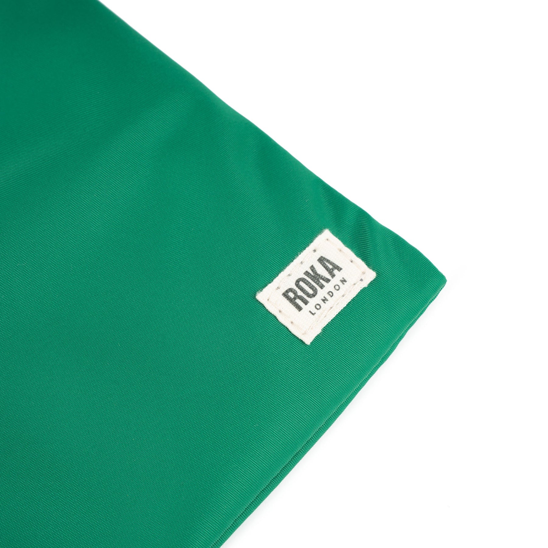 Emerald Chelsea Travel Pocket