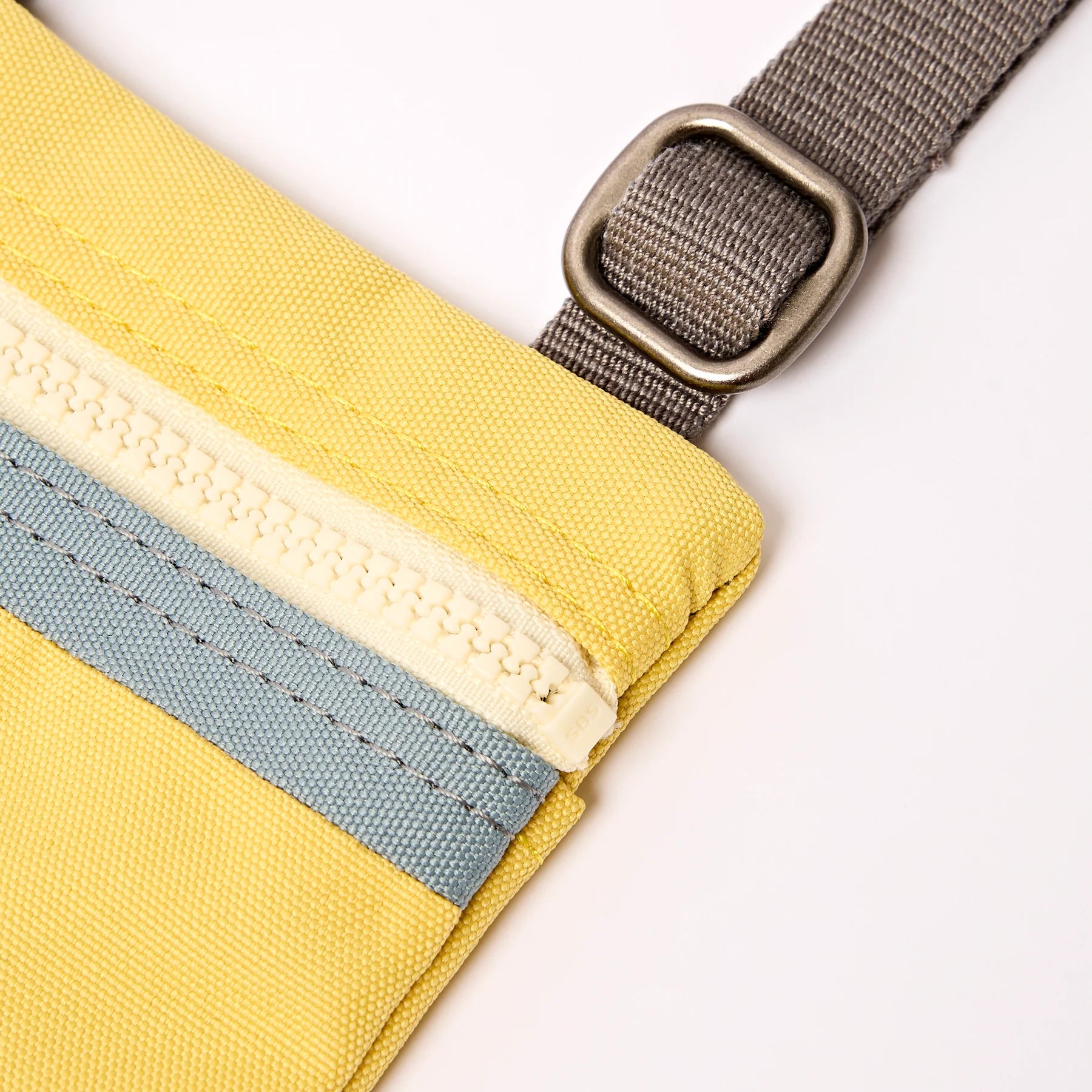 Lemonade Stripe Chelsea Travel Pocket (Canvas)