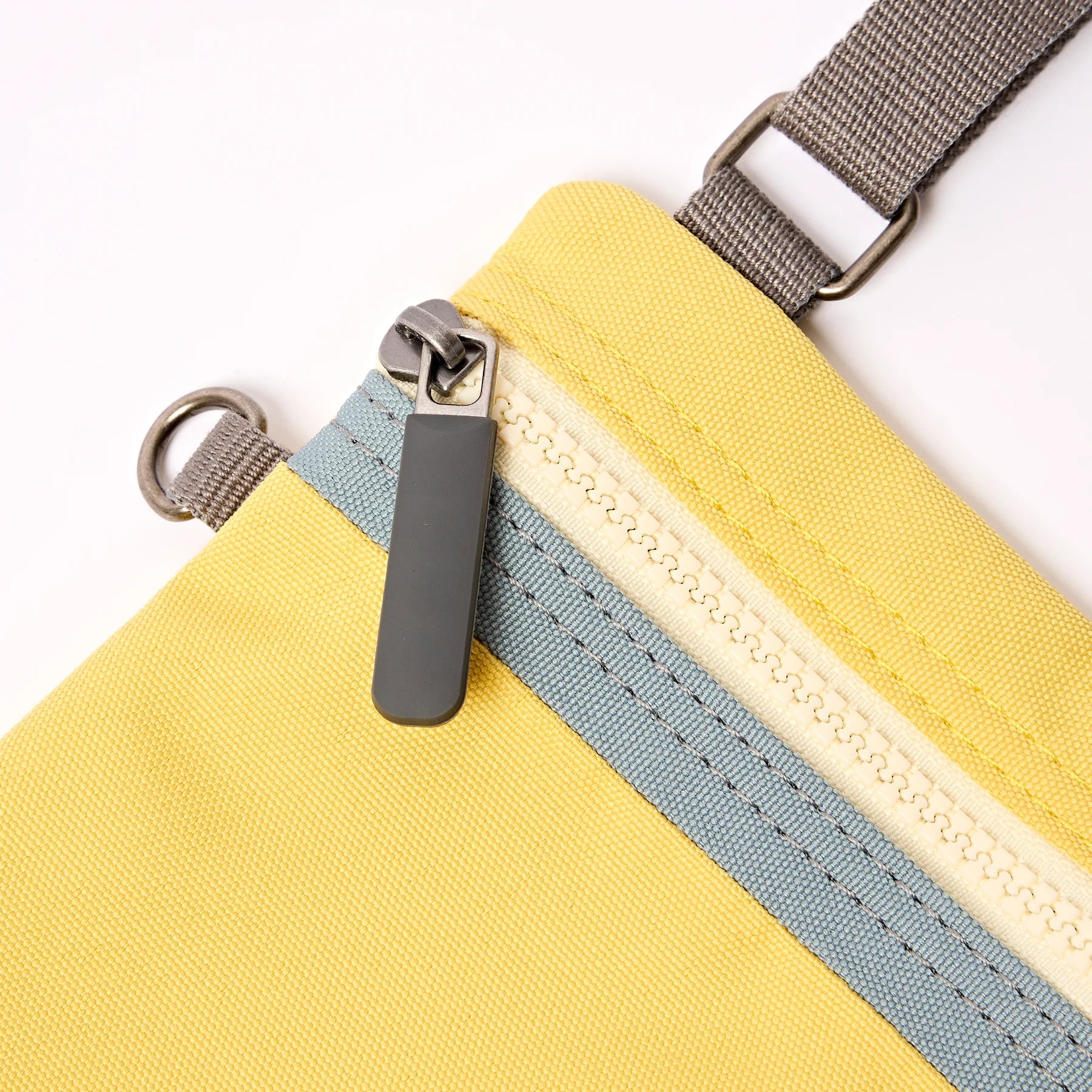 Lemonade Stripe Chelsea Travel Pocket (Canvas)