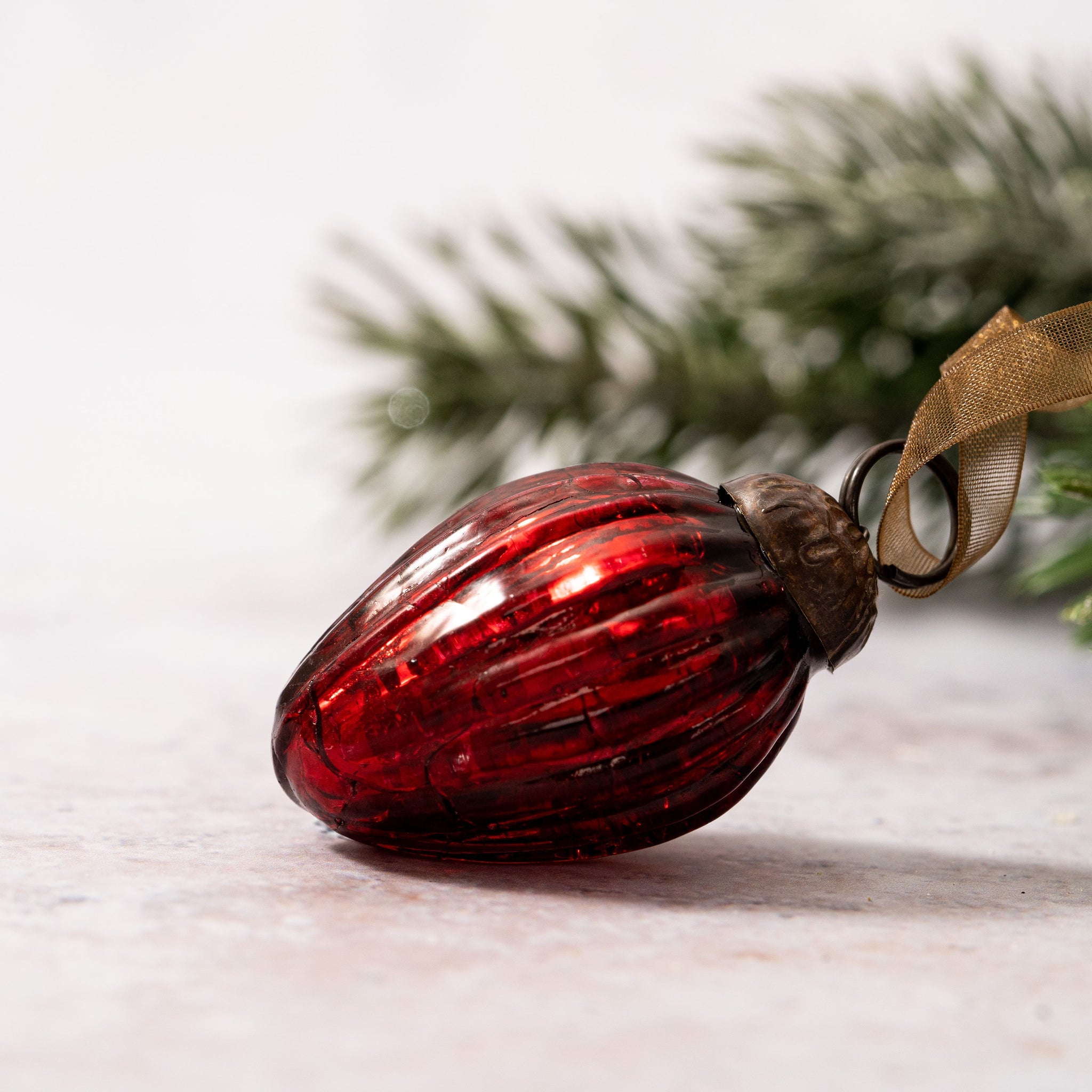Set of 6 x 1 Inch Wine Crackle Pinecone Glass Baubles