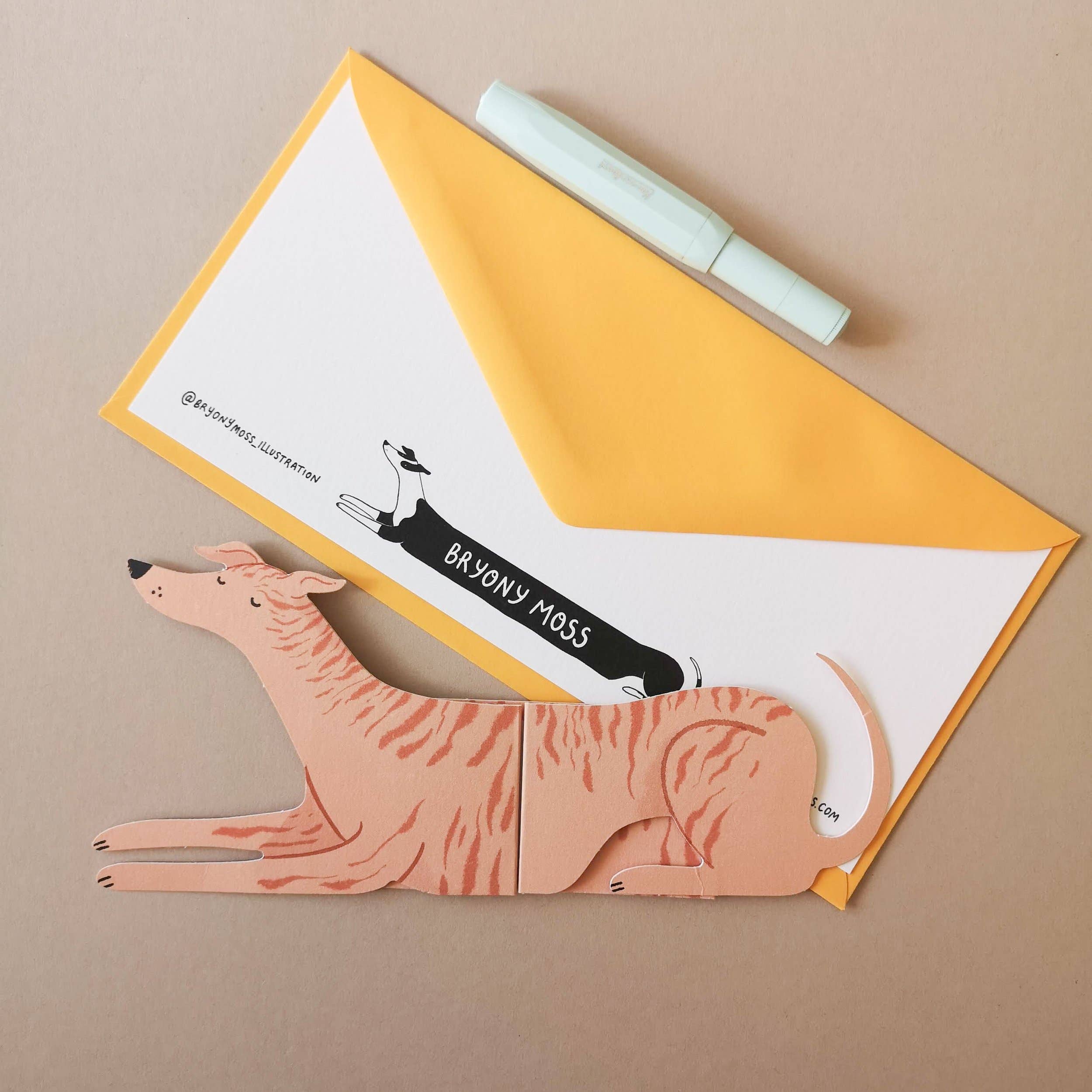 Tigger Long Doggo Shaped Extendable Card