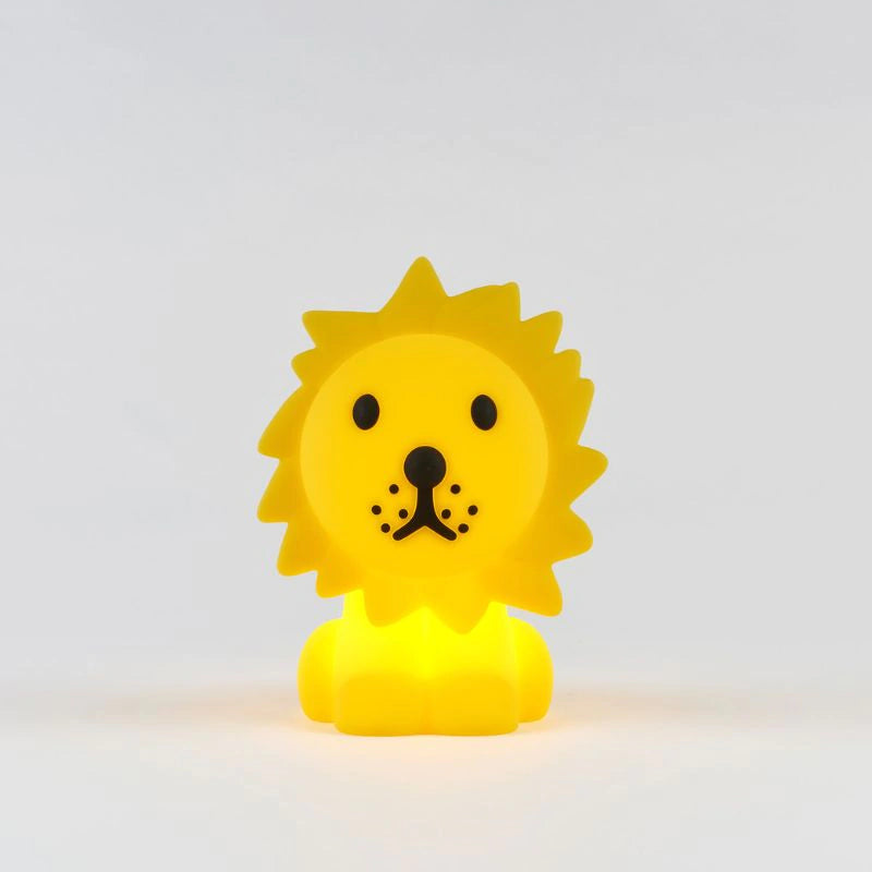 Lion Bundle Of Light