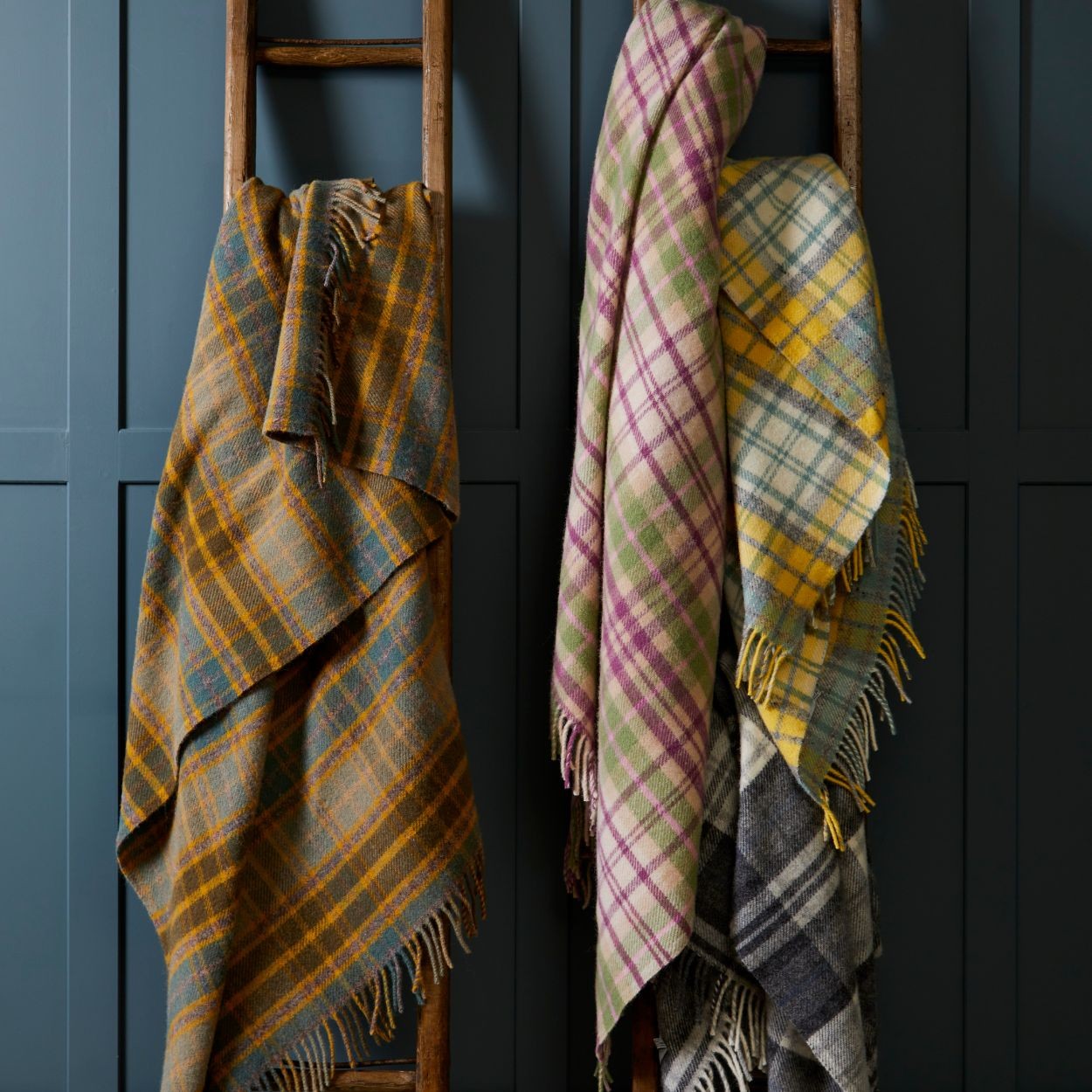 Cottage Ocean Check Throw