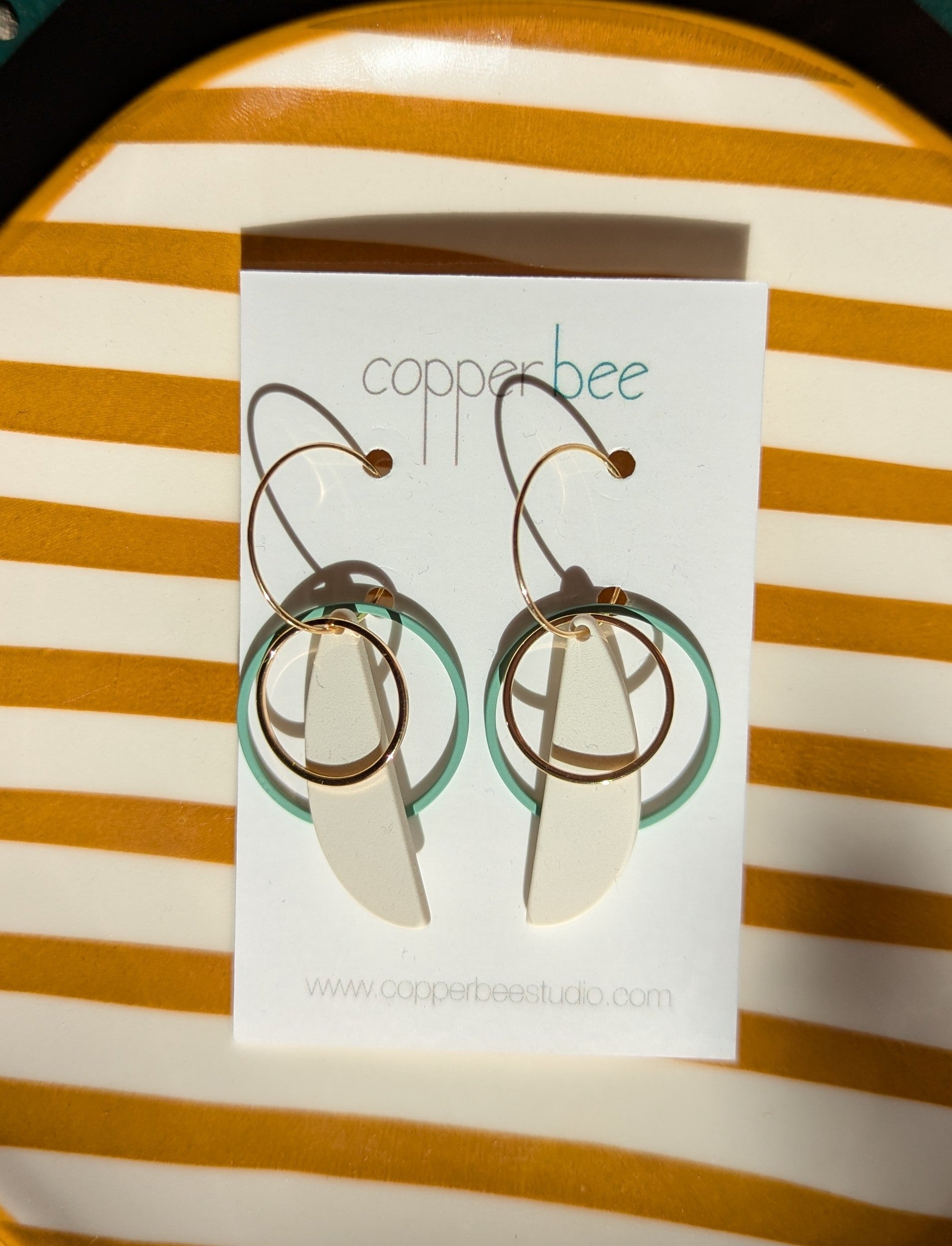 Double Hoop Hoops - Mint