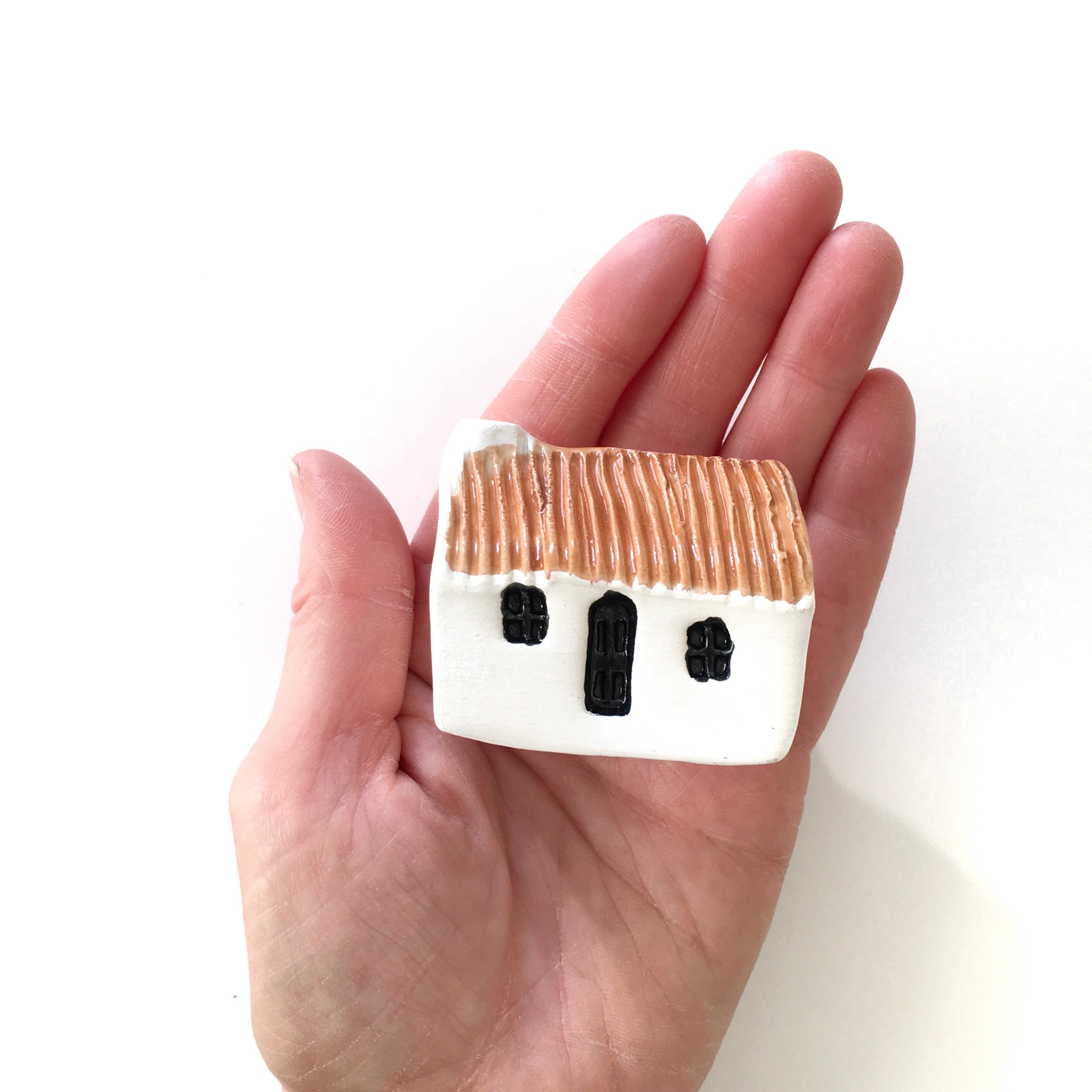 Tin Roof Ceramic Bothies