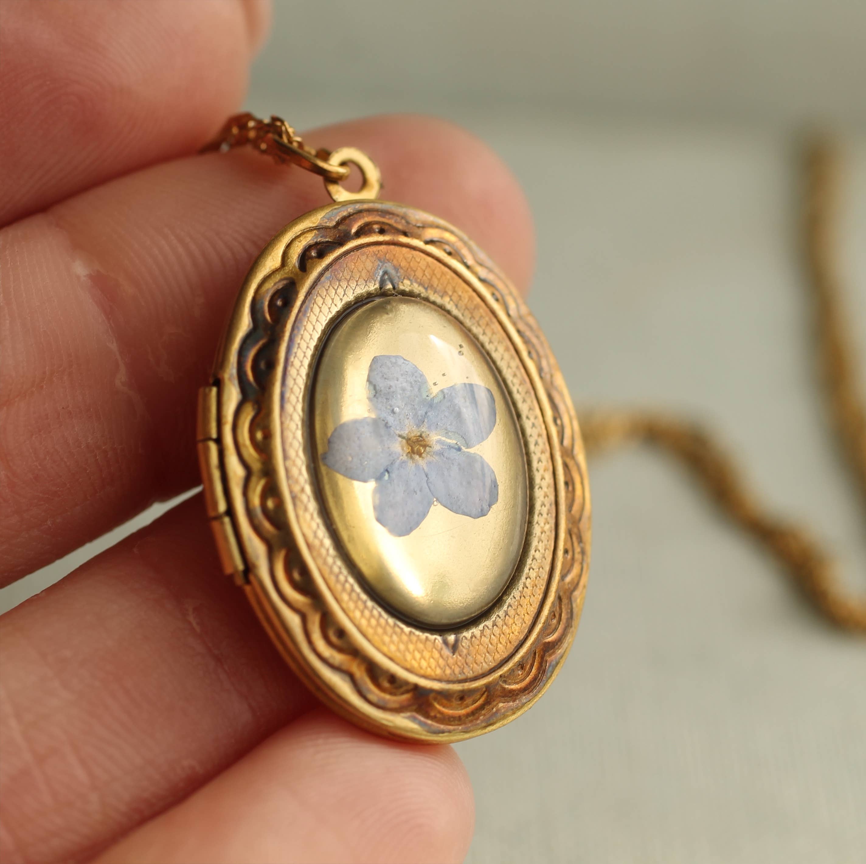 Victorian Forget Me Not Locket