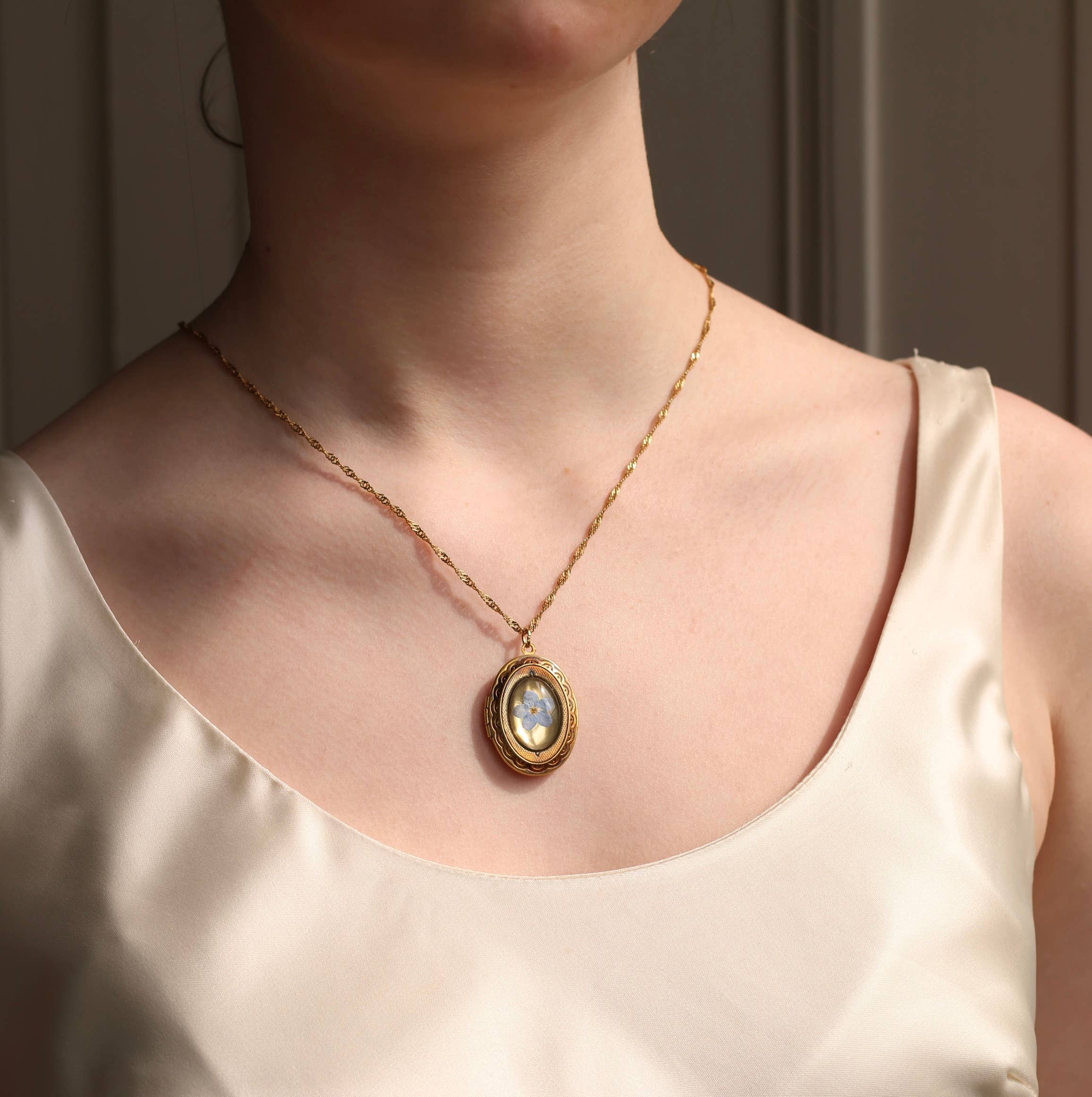 Victorian Forget Me Not Locket