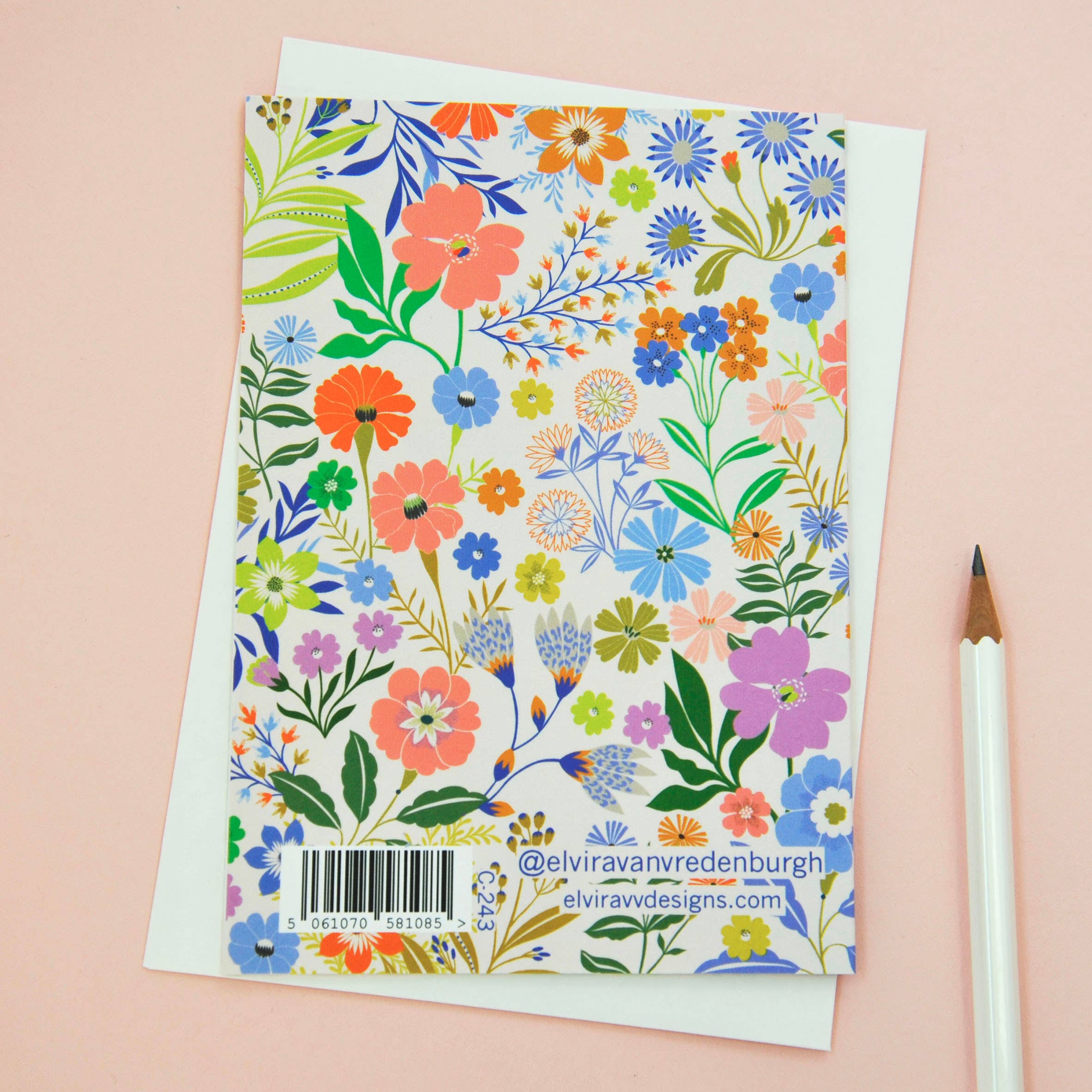 Pretty Floral Happy Mother's Day Greetings Card