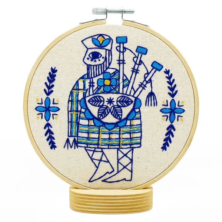 Bagpiper Embroidery Kit