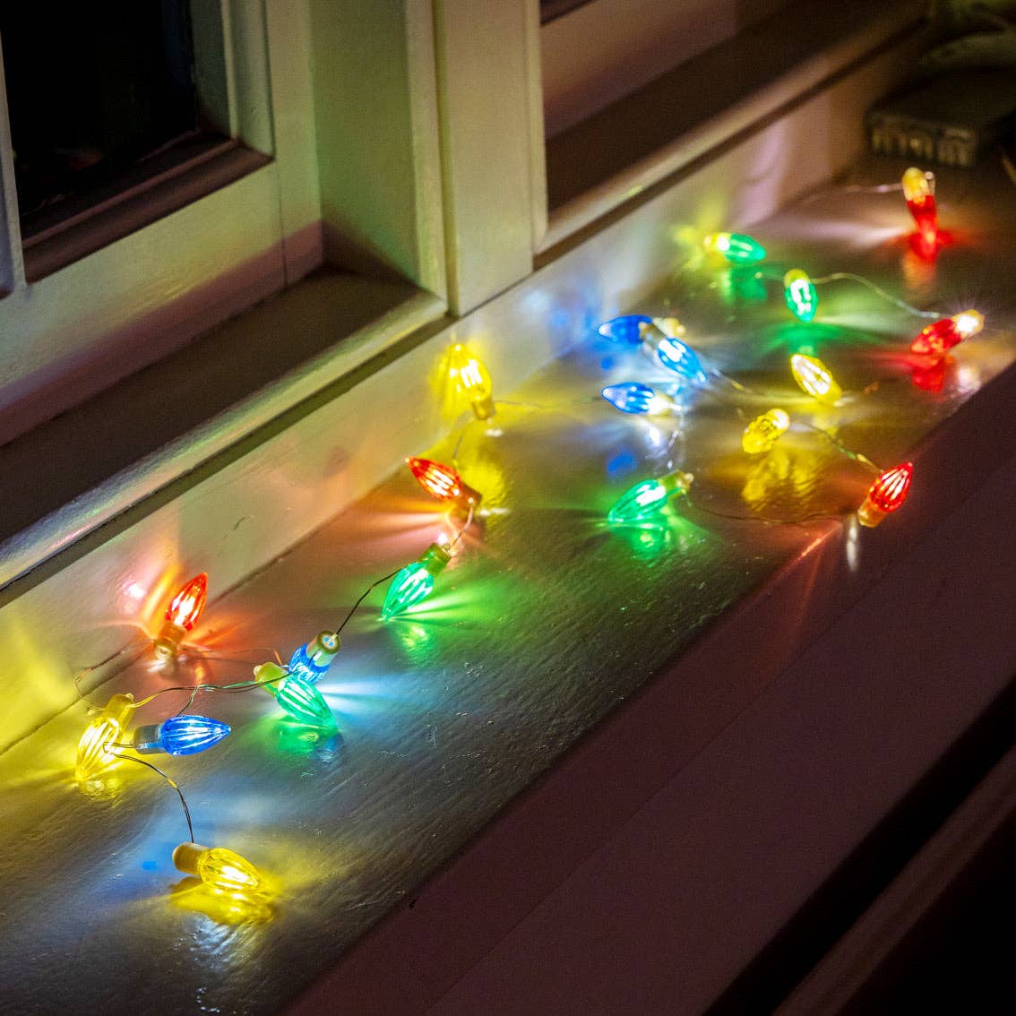 Retro Pop Bulb LED String Lights