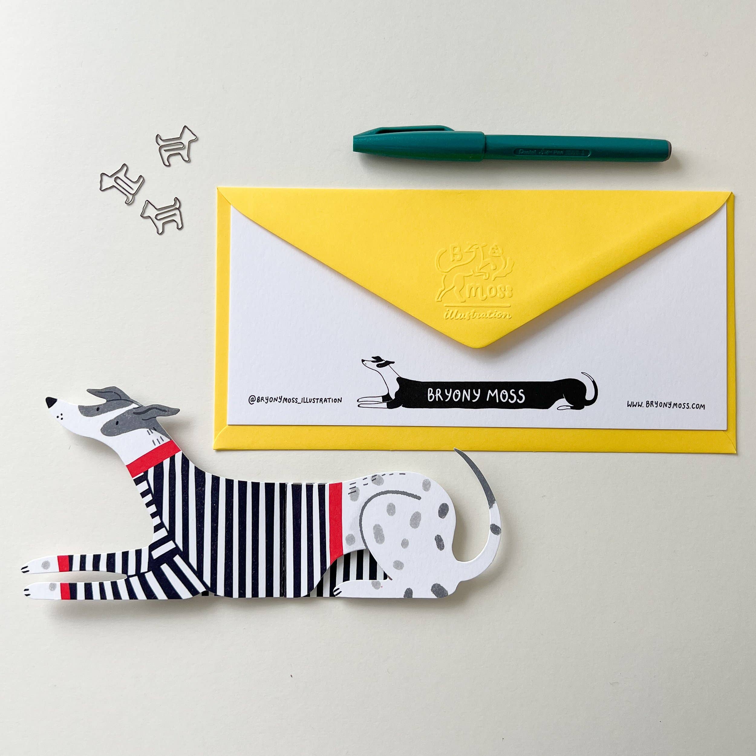 Aussie Long Doggo Shaped Extendable Card