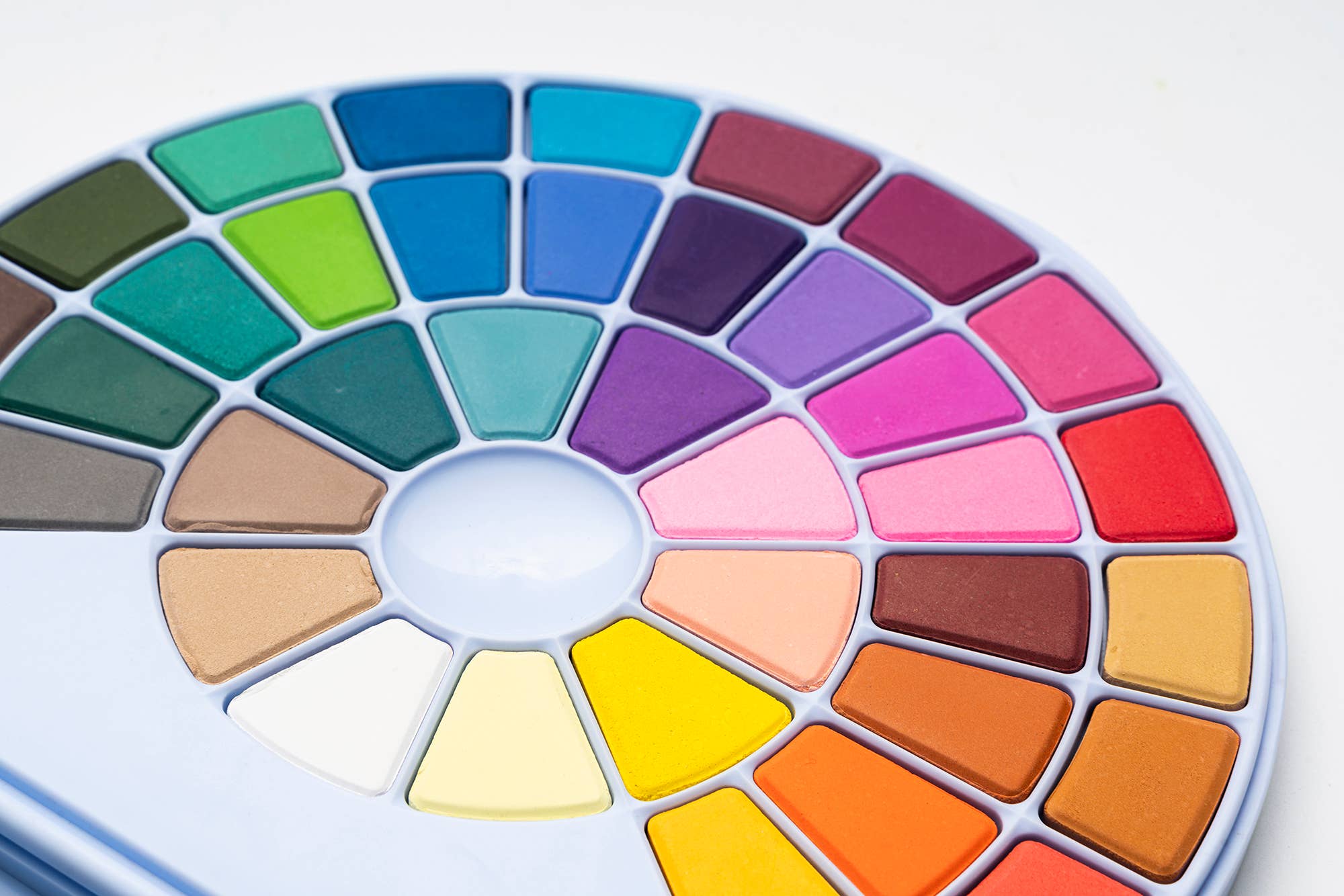 Solid Watercolour Paint Set (38 Colours)