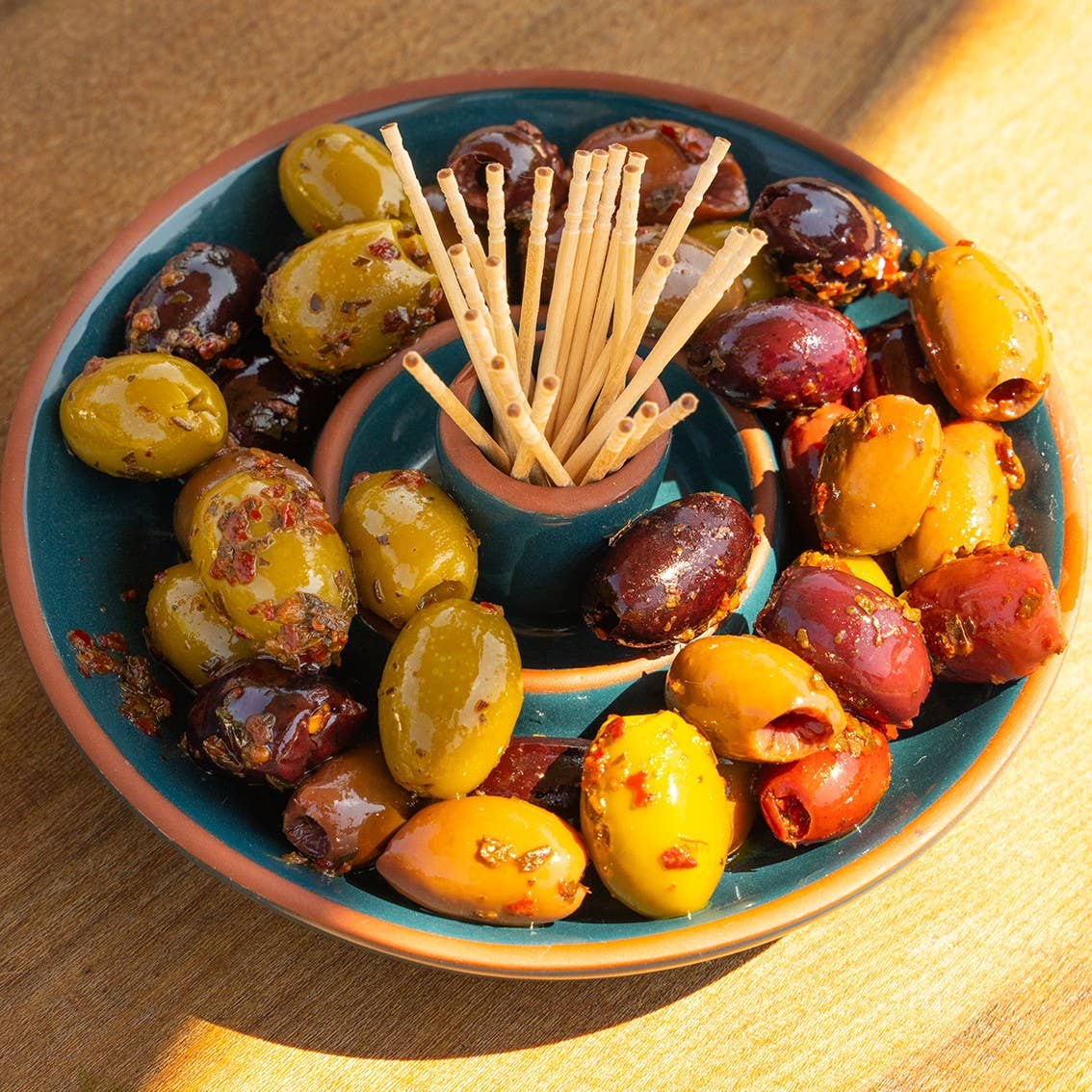 Barbary Mixed Pitted Olives in Extra Virgin Olive Oil