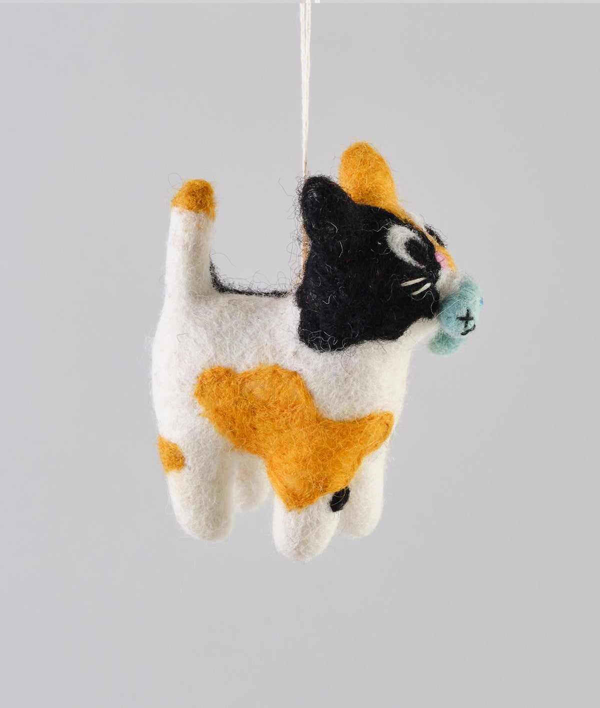 Dwight Cat With Fish Felt Decoration