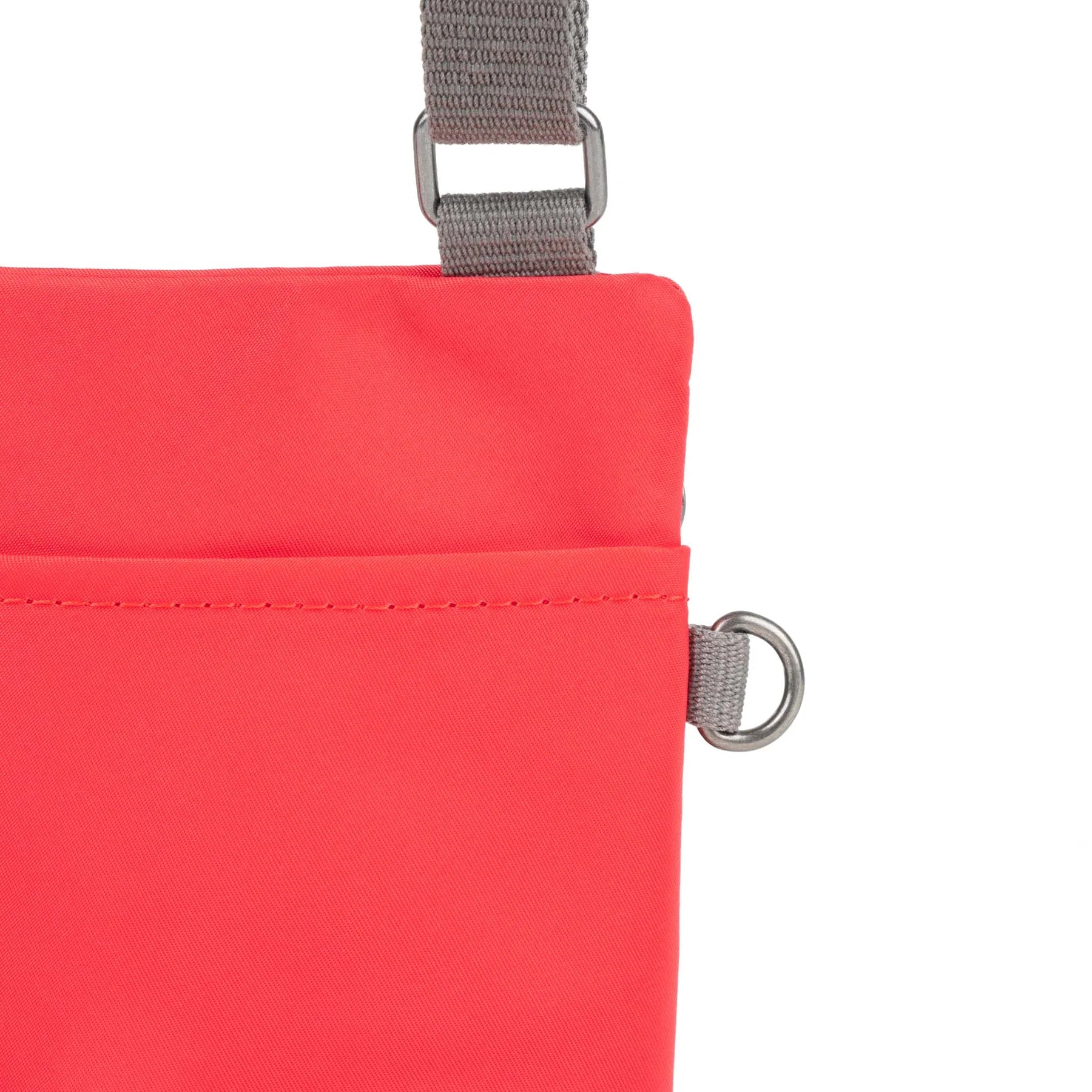 Poppy Chelsea Travel Pocket