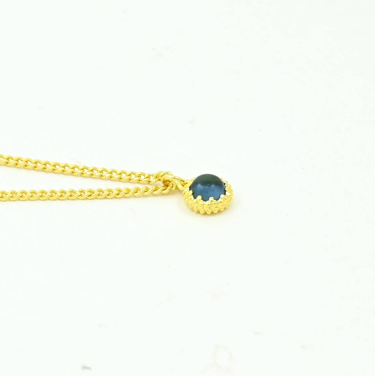 Dove Necklace Gold Plated - Blue Iolite
