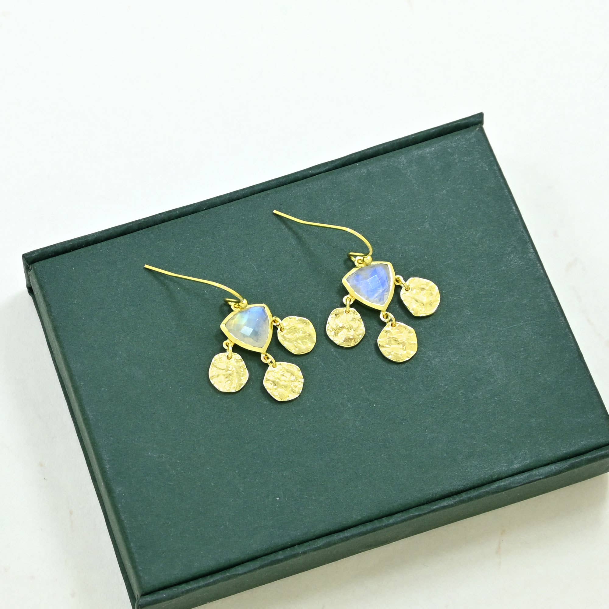 Sidney Earrings Gold Plated - Rainbow Moonstone