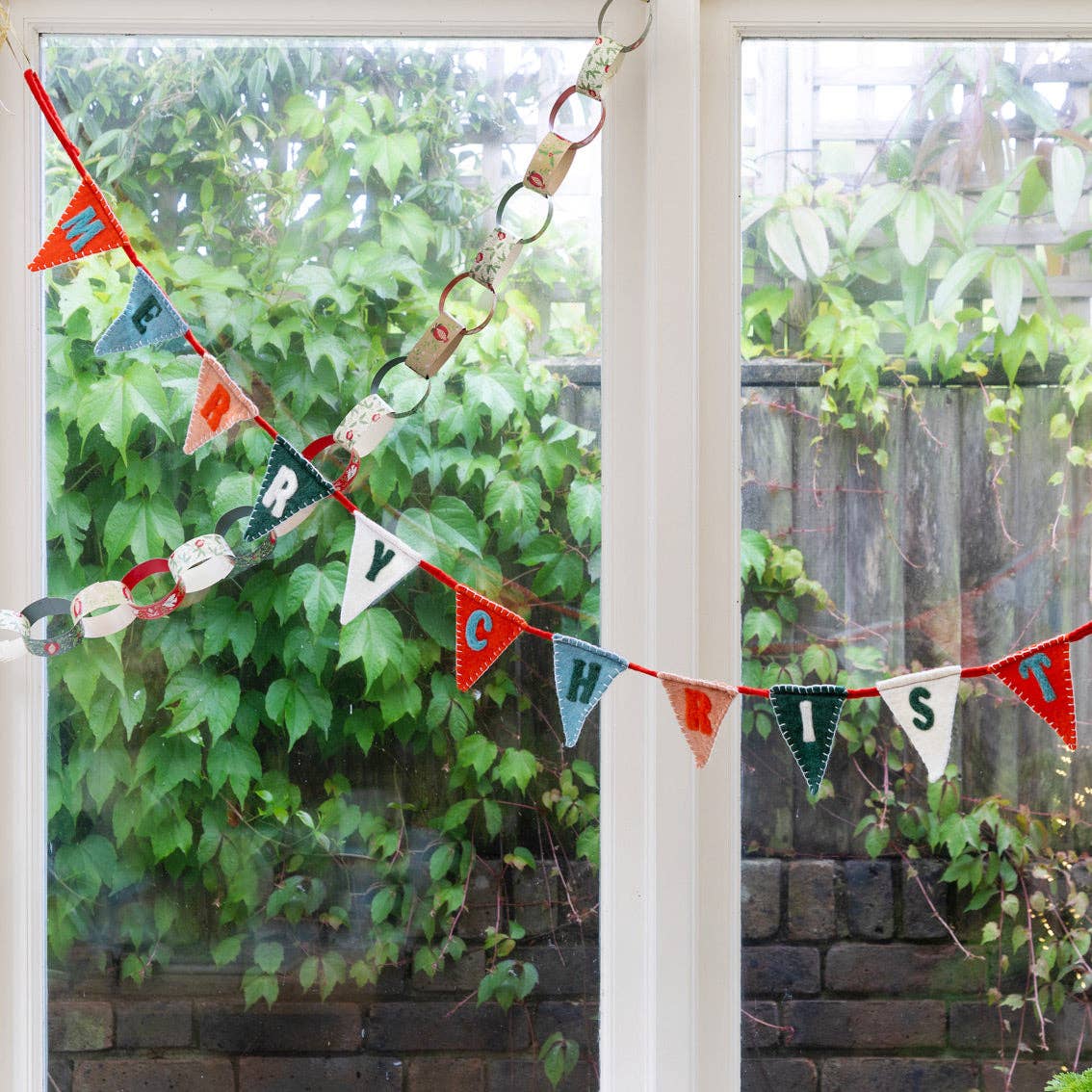 Folklore Paper Chains