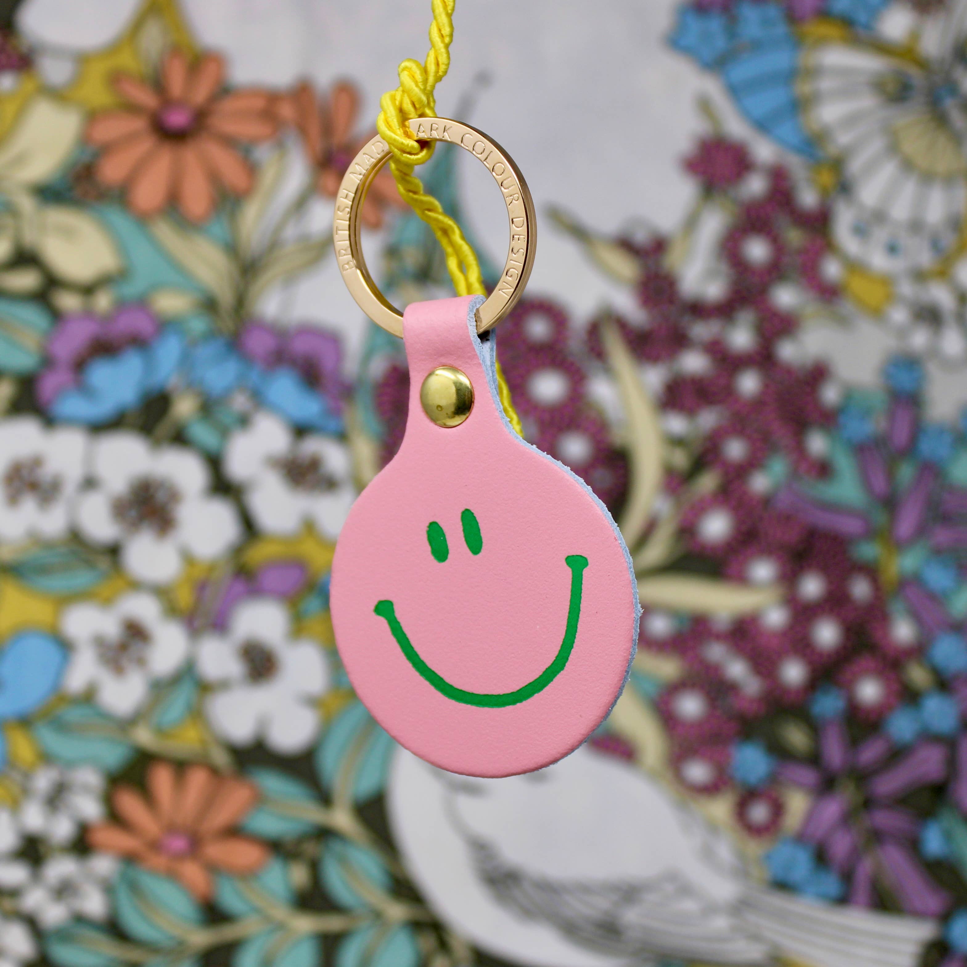 Feeling Lush Smilie Face Key Fob - Pale Pink