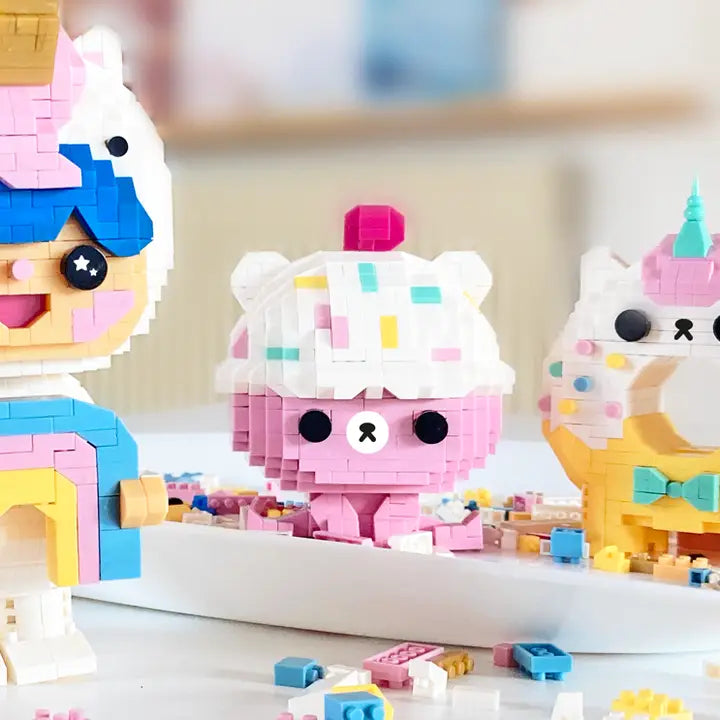 Bruno Cupcake Bear Mini Brick Kit