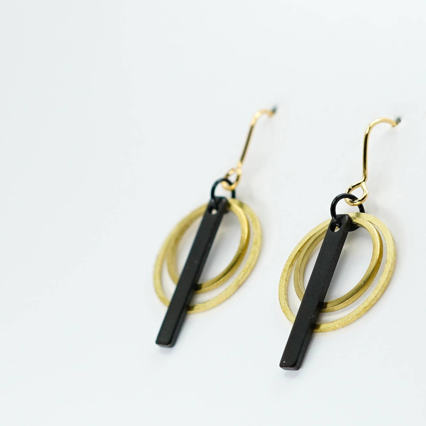Double Circle Earrings - Black & Brass