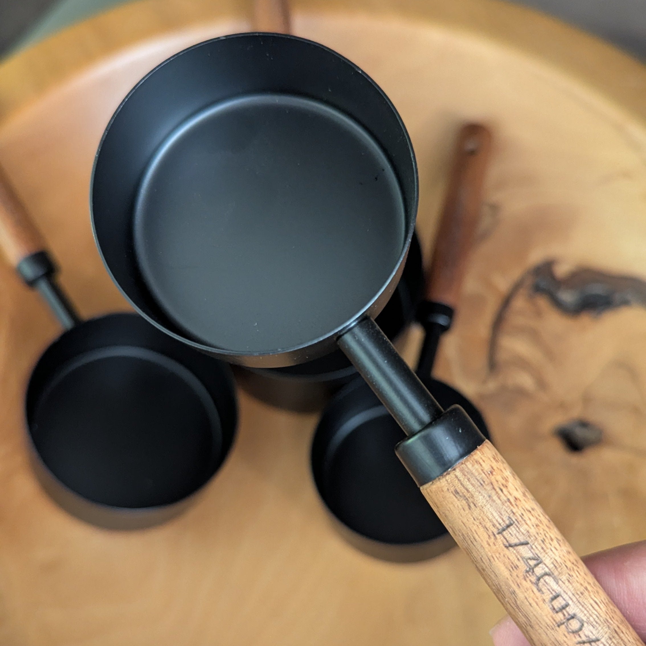 Black Measuring Cups