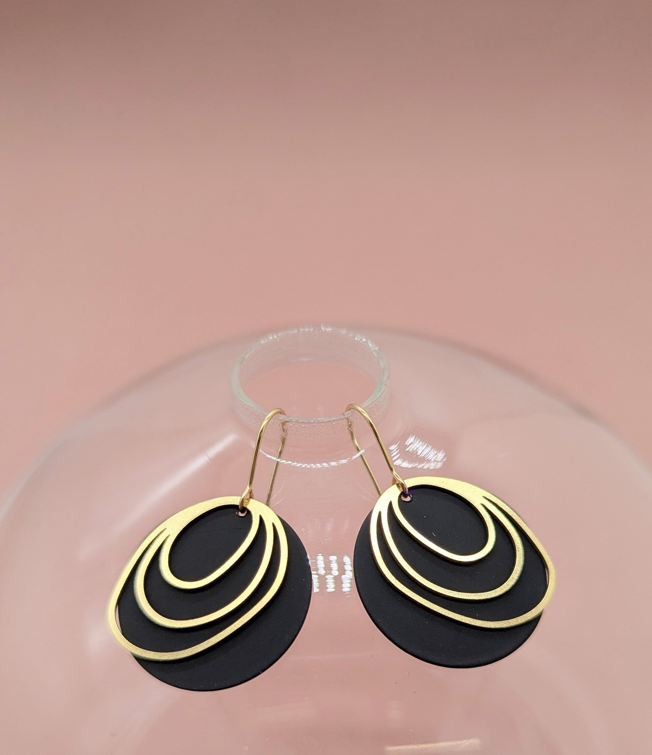 Pebble Earrings - Black