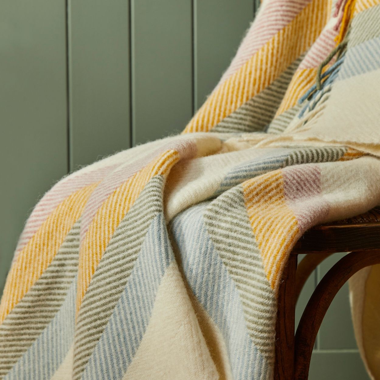 Primrose Stripe Throw